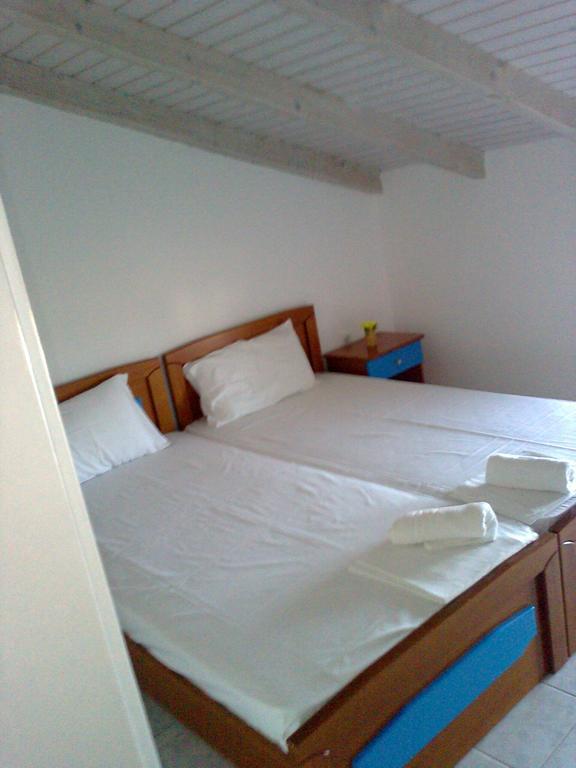 Marieva Apartments Kanali  Rum bild