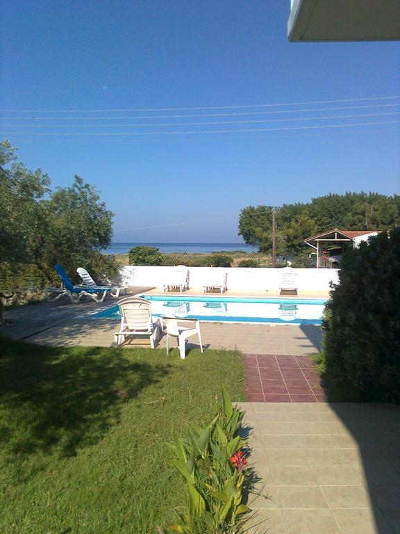 Marieva Apartments Kanali  Rum bild
